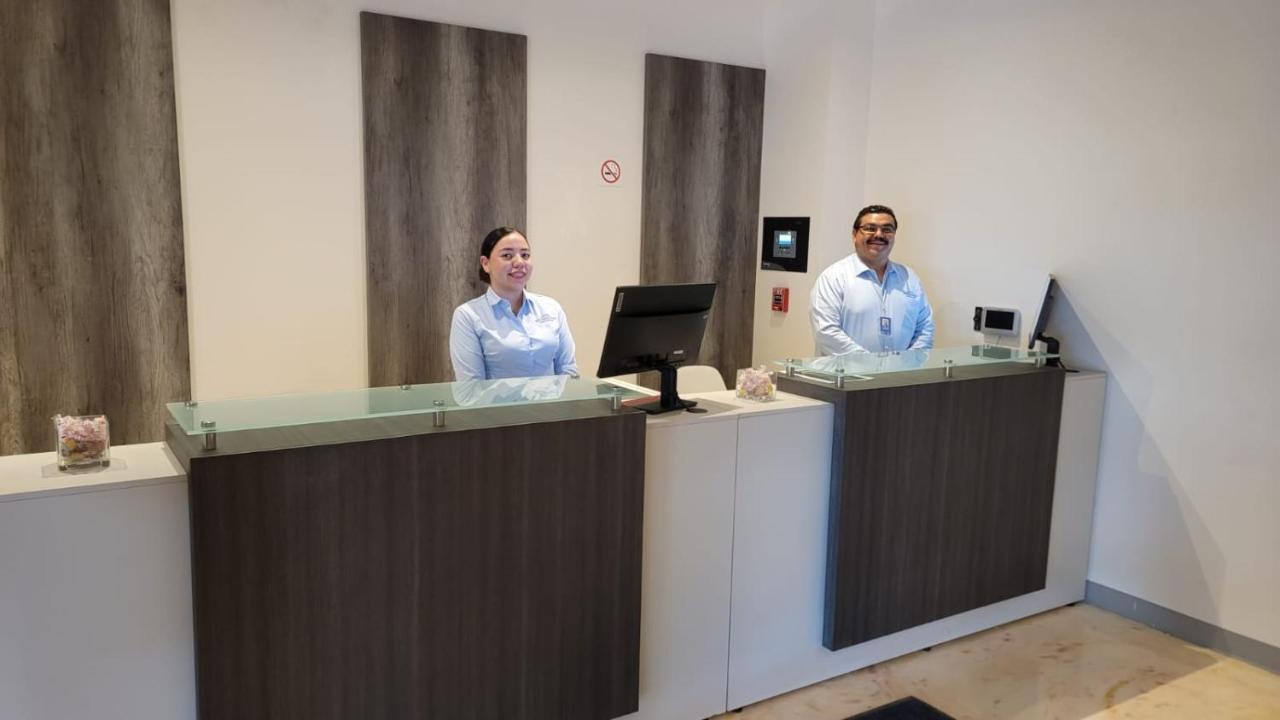 Hotel Mesaluna Short & Long Stay Сьюдад-Хуарес Экстерьер фото